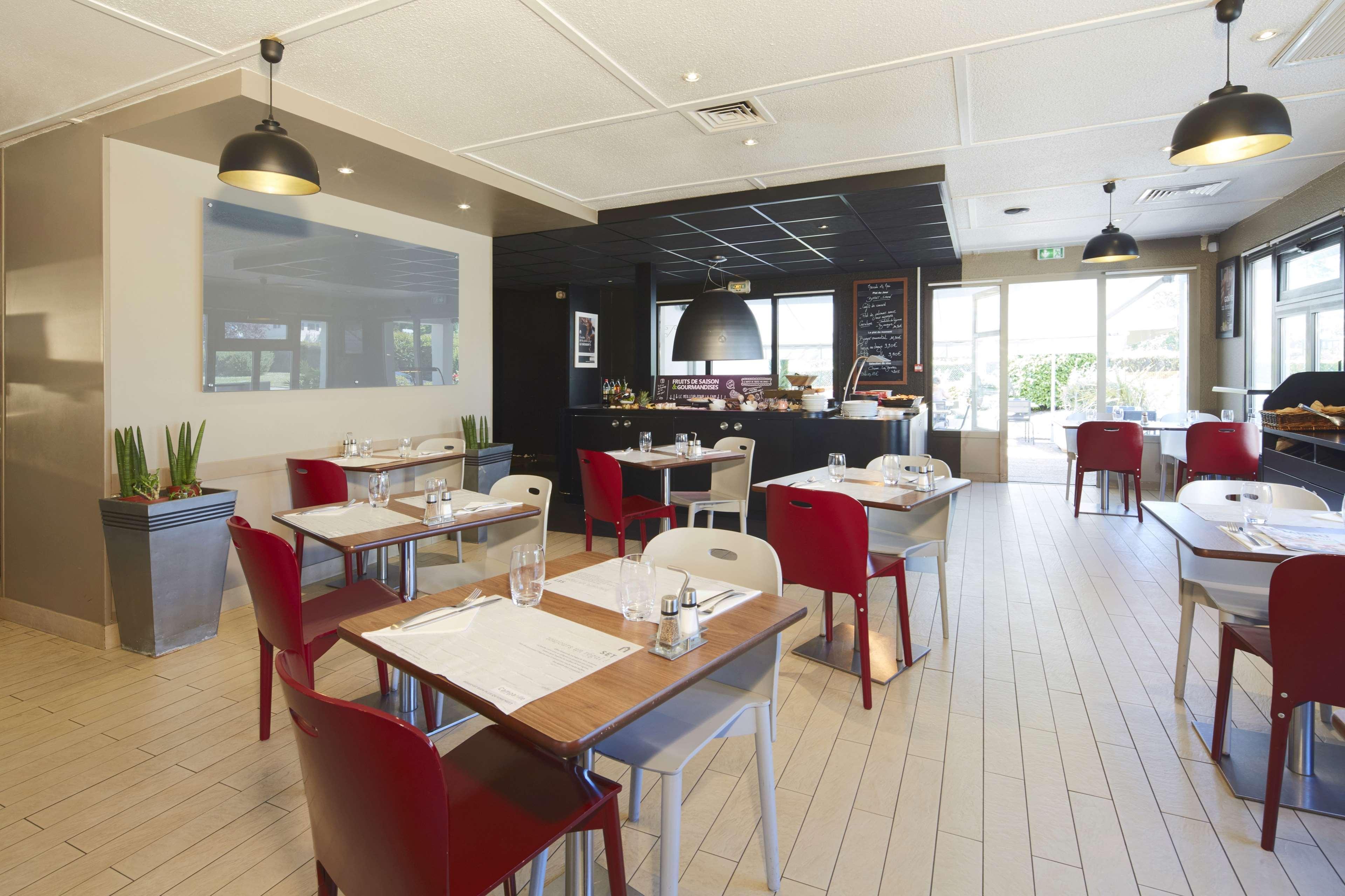 Campanile Bordeaux Est - Artigues Hotel Exterior photo