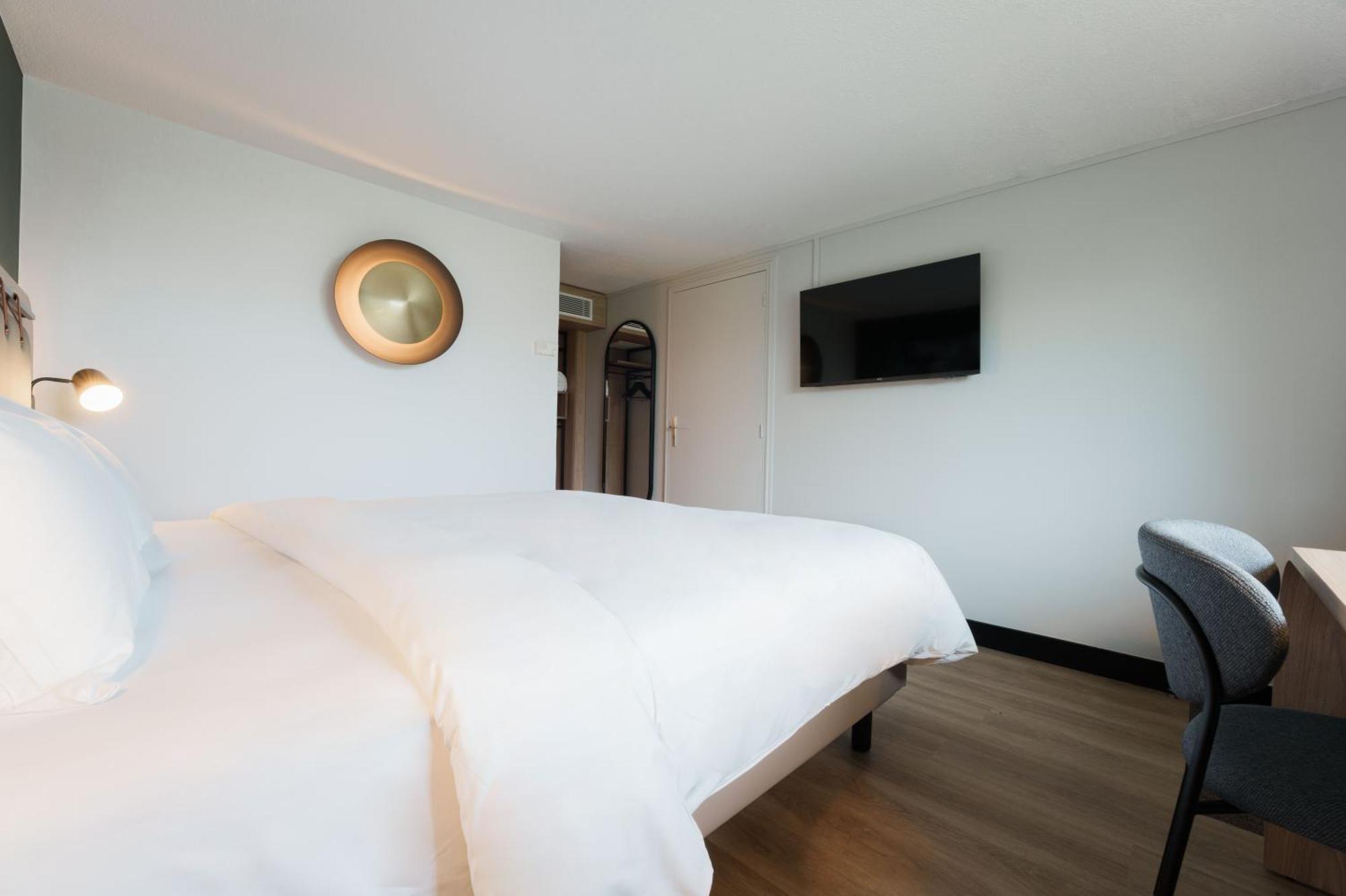 Campanile Bordeaux Est - Artigues Hotel Exterior photo